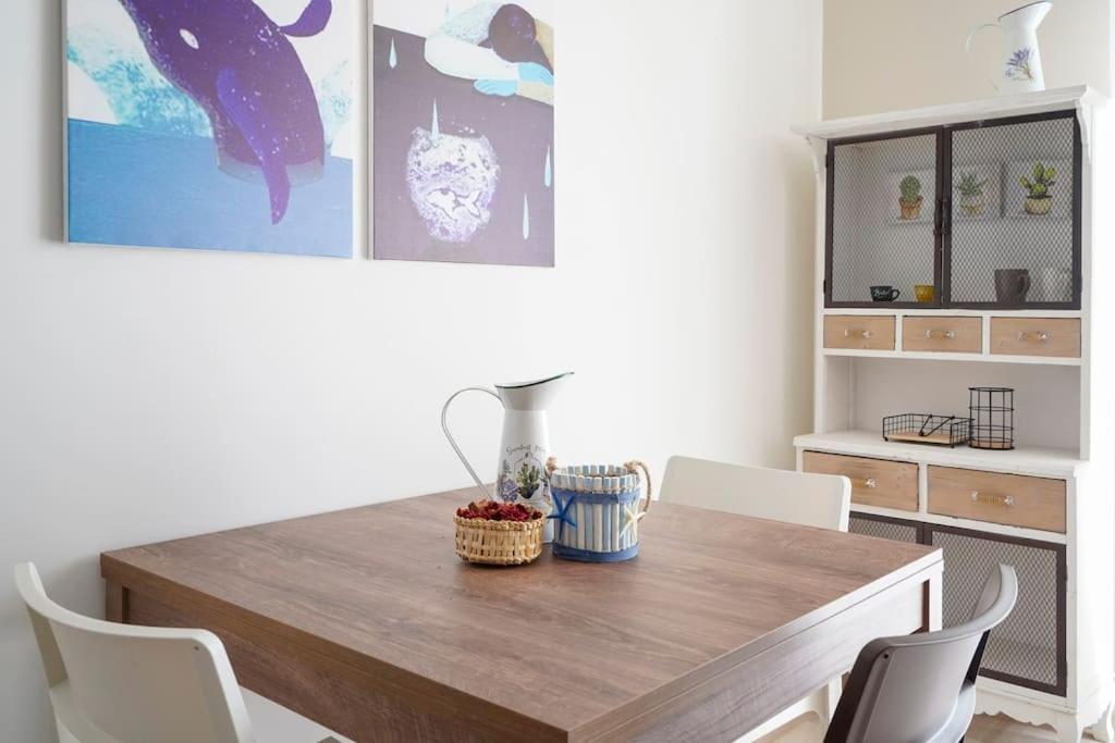 Mediterranea Apartment- Central Station - Free Wifi&Netflix Bari Luaran gambar