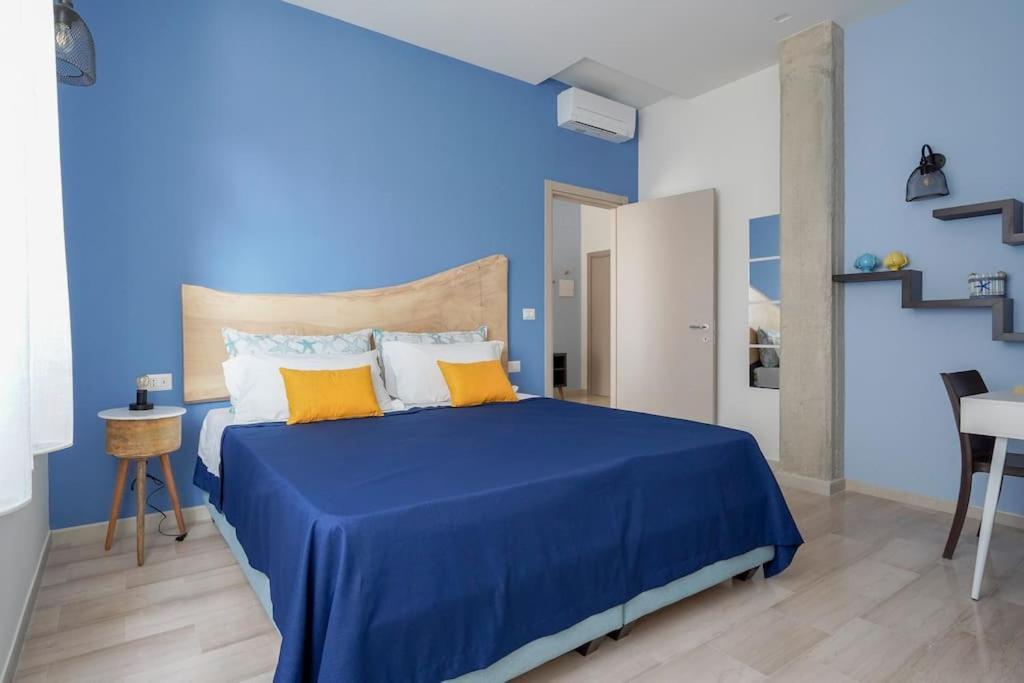 Mediterranea Apartment- Central Station - Free Wifi&Netflix Bari Luaran gambar