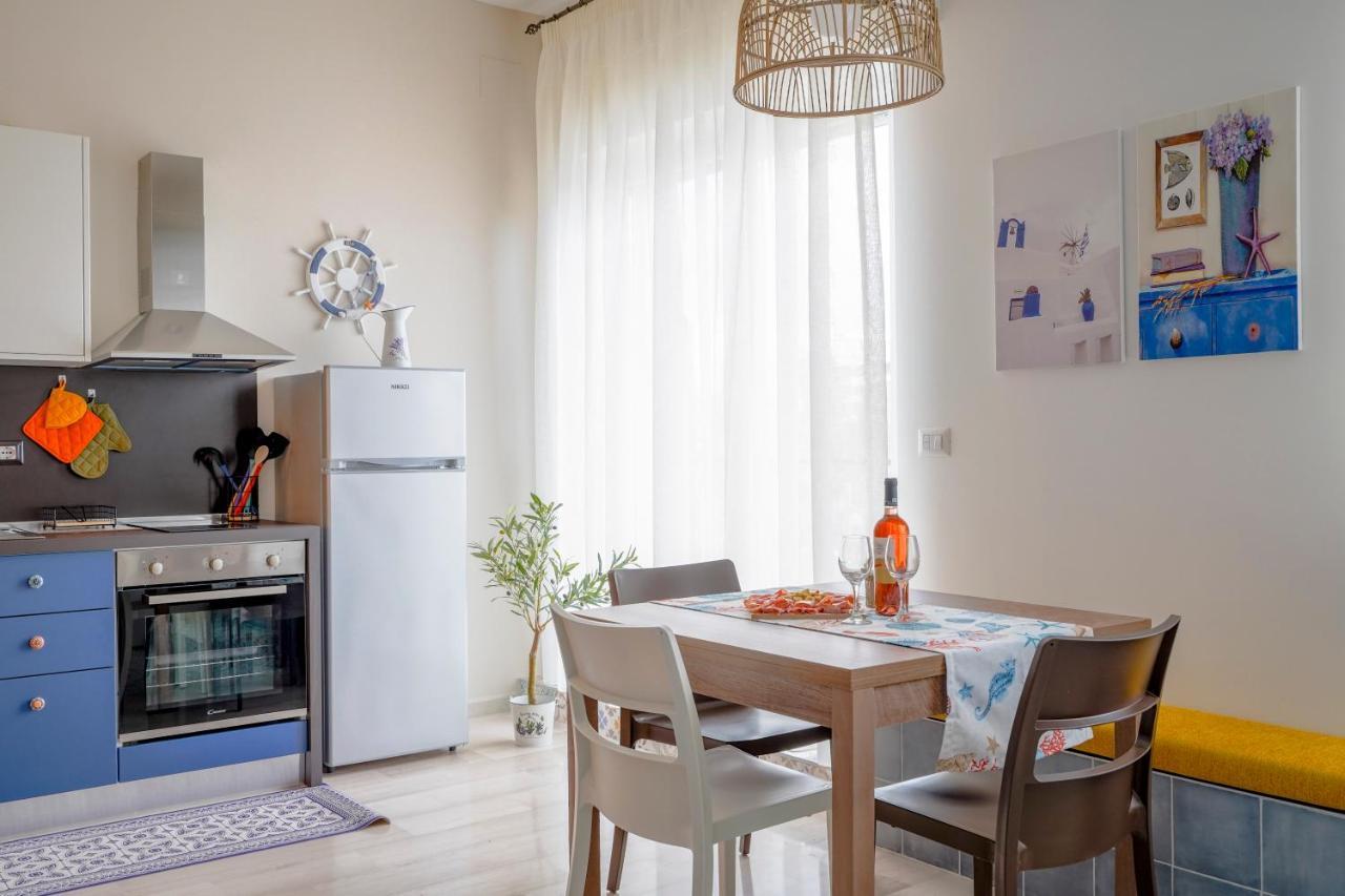 Mediterranea Apartment- Central Station - Free Wifi&Netflix Bari Luaran gambar