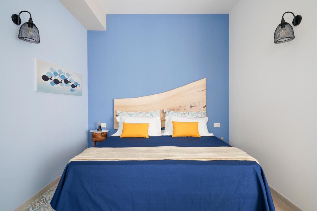Mediterranea Apartment- Central Station - Free Wifi&Netflix Bari Luaran gambar