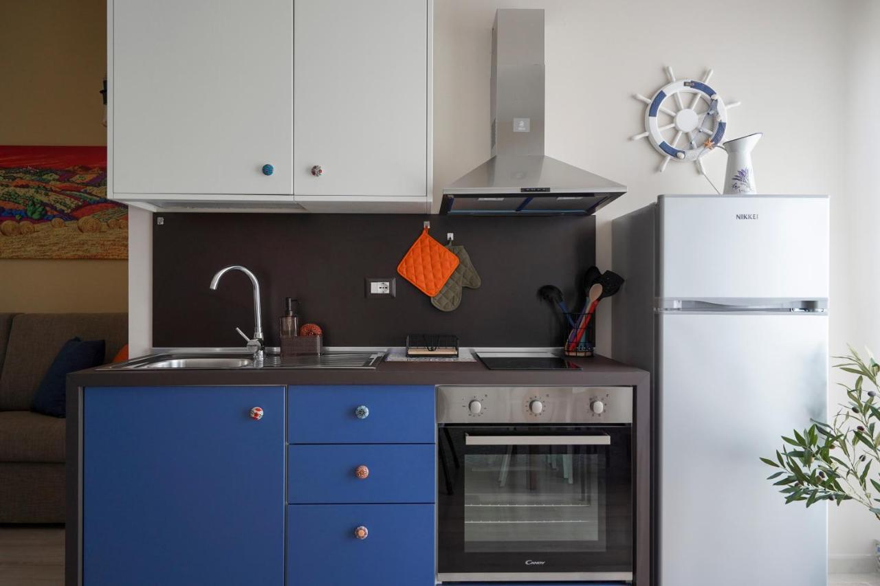 Mediterranea Apartment- Central Station - Free Wifi&Netflix Bari Luaran gambar
