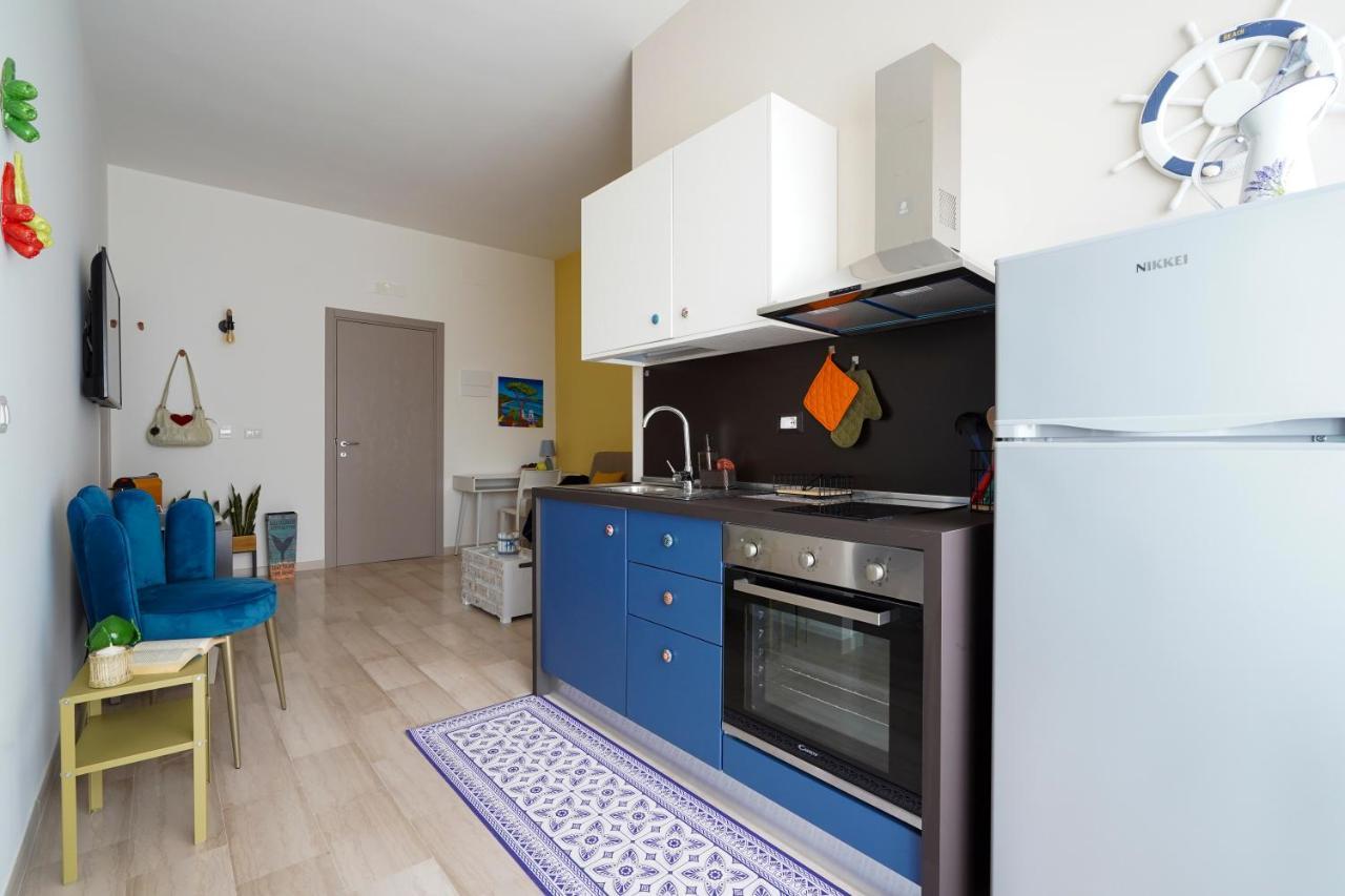 Mediterranea Apartment- Central Station - Free Wifi&Netflix Bari Luaran gambar