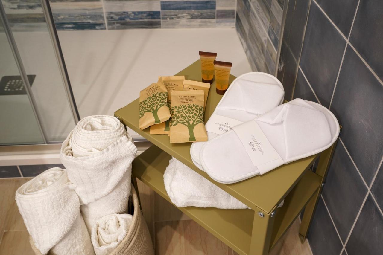 Mediterranea Apartment- Central Station - Free Wifi&Netflix Bari Luaran gambar