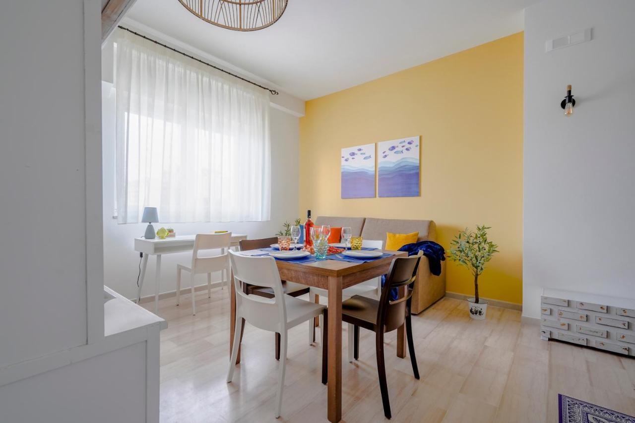 Mediterranea Apartment- Central Station - Free Wifi&Netflix Bari Luaran gambar