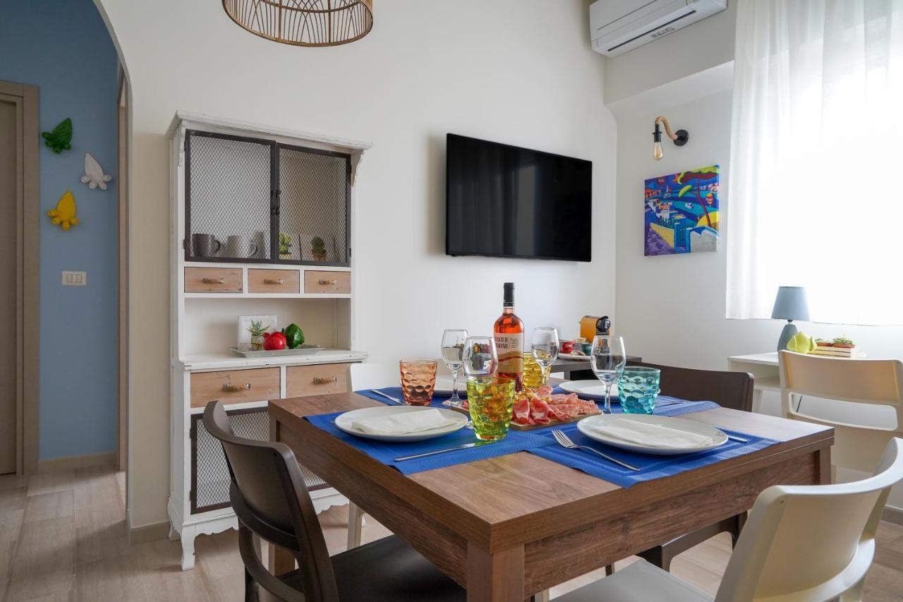 Mediterranea Apartment- Central Station - Free Wifi&Netflix Bari Luaran gambar
