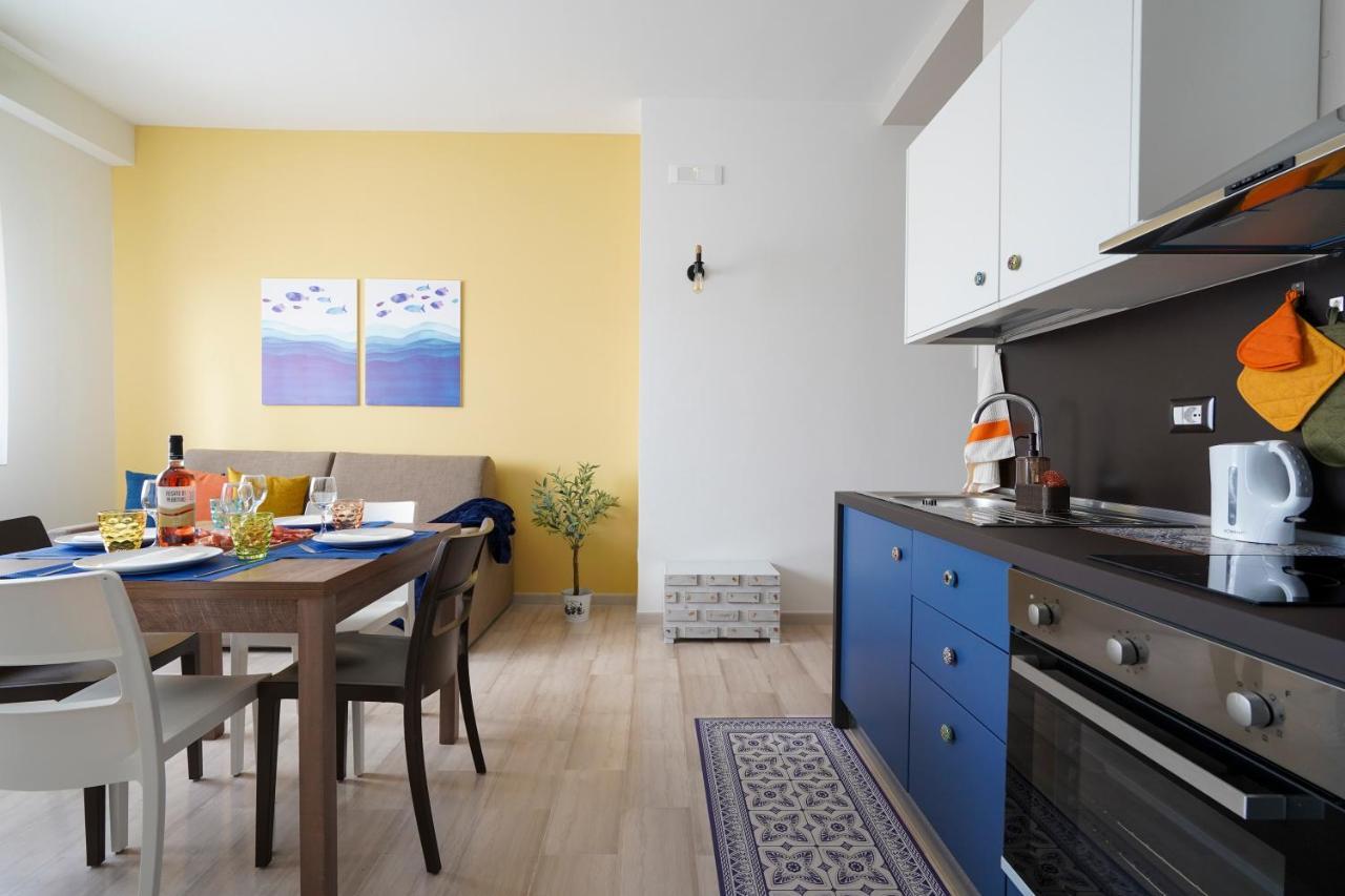 Mediterranea Apartment- Central Station - Free Wifi&Netflix Bari Luaran gambar