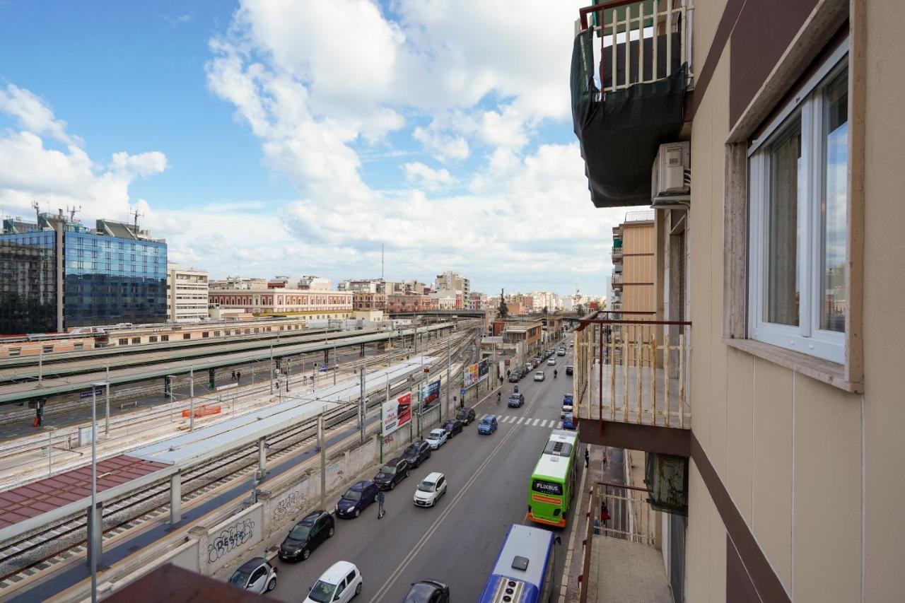 Mediterranea Apartment- Central Station - Free Wifi&Netflix Bari Luaran gambar