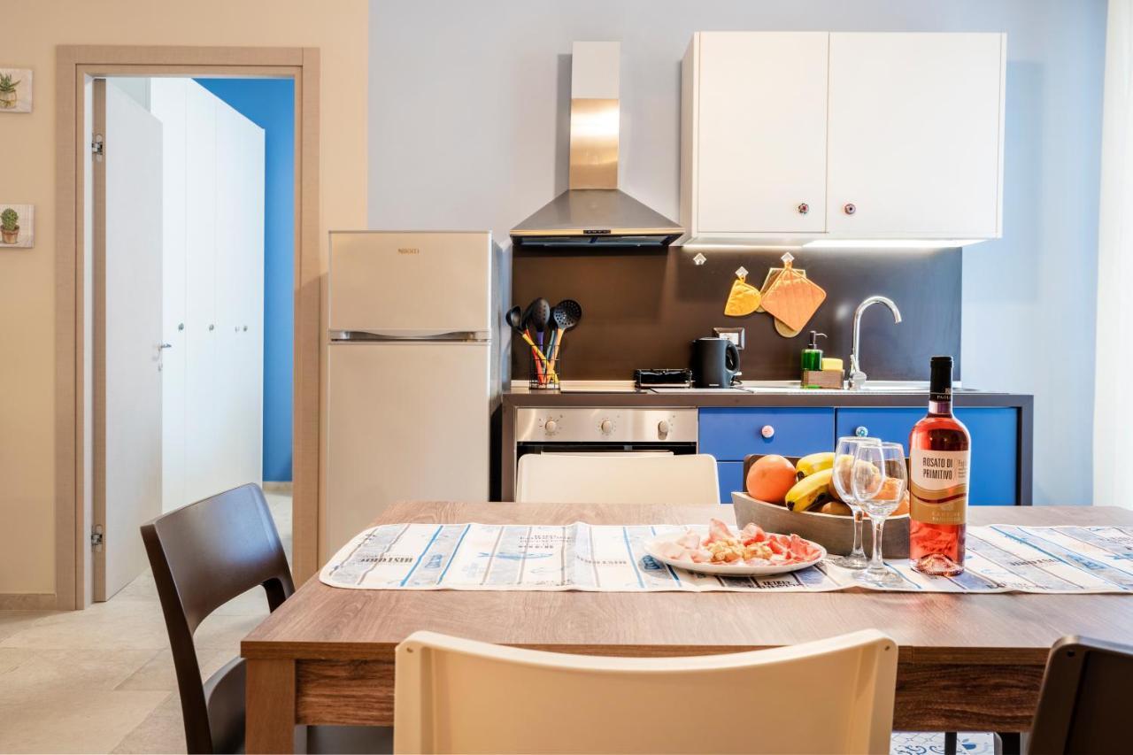 Mediterranea Apartment- Central Station - Free Wifi&Netflix Bari Luaran gambar