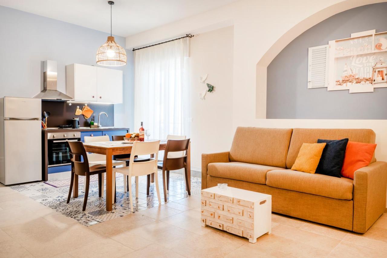 Mediterranea Apartment- Central Station - Free Wifi&Netflix Bari Luaran gambar