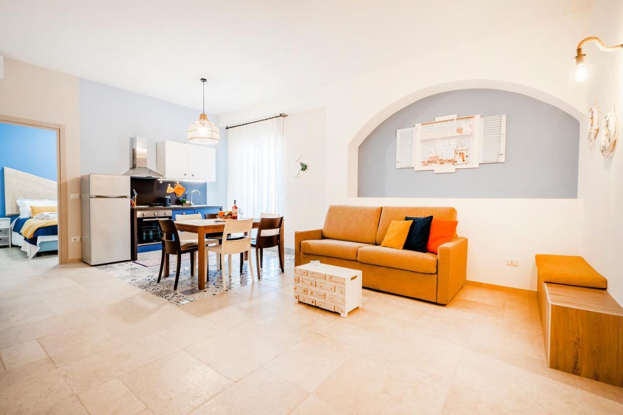 Mediterranea Apartment- Central Station - Free Wifi&Netflix Bari Luaran gambar
